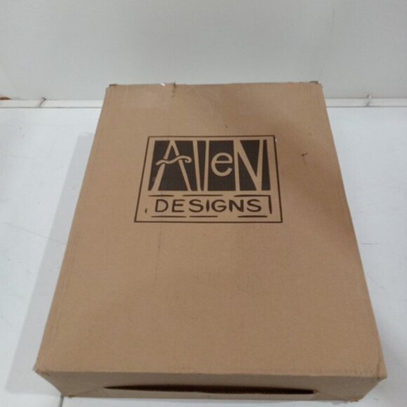 Allen Designs Enesco Craft Attack Cat with Yarn Sculpted Pendulum Wall Clock - Picture 4 of 4